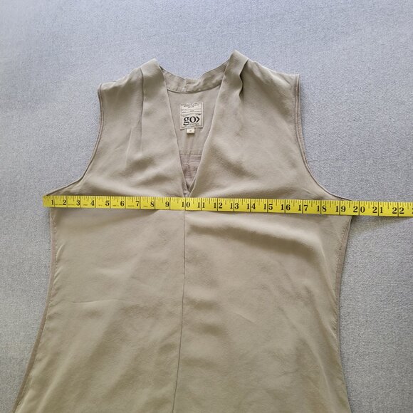 Go> by GoSilk - Silk and Linen Sleeveless top - Picture 3 of 10